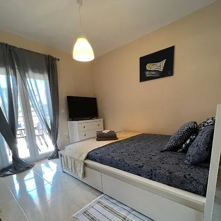 Alpha Апартаменты Никити